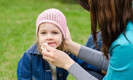 Respecting Children’s Space: Don’t Spit-Smudge My Face