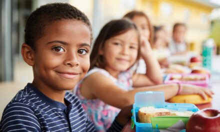 10 Easy Ways to Help the New Kid in School