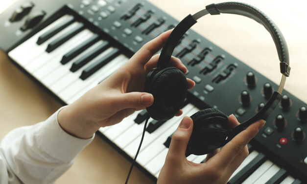 Seven Real-World AI Uses for High Schoolers